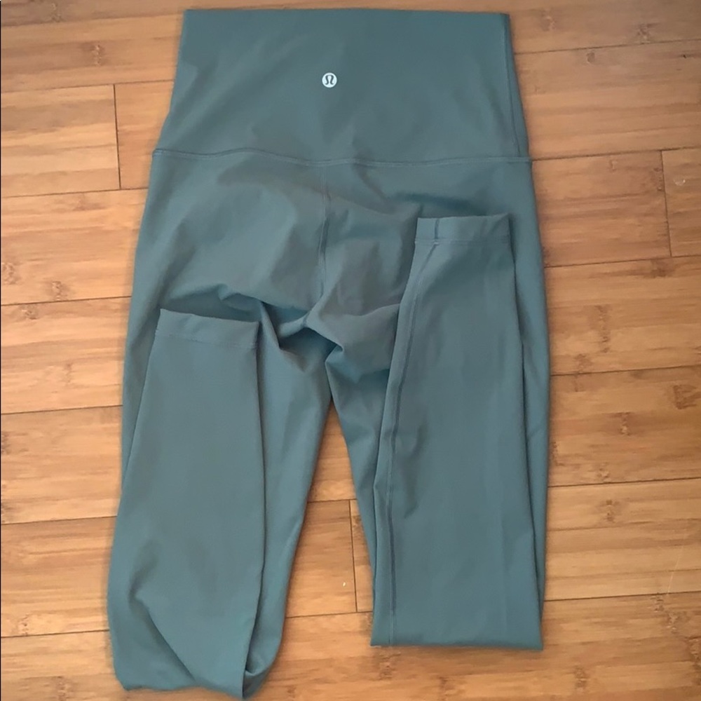 Wunder Under Super High Rise